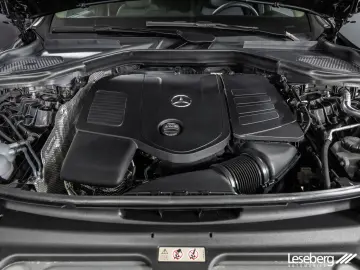 GLC 300 e 4M Avantgarde LED Pano Kamera Ambiente