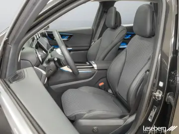 GLC 300 e 4M Avantgarde LED Pano Kamera Ambiente