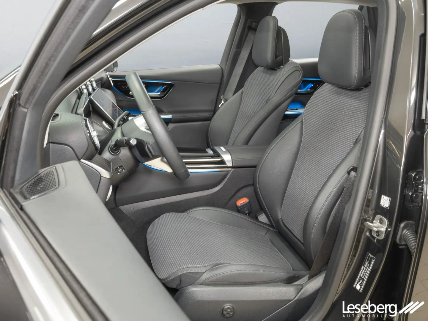 GLC 300 e 4M Avantgarde LED Pano Kamera Ambiente