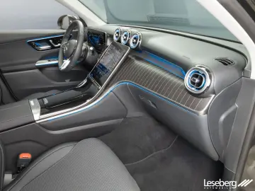 GLC 300 e 4M Avantgarde LED Pano Kamera Ambiente