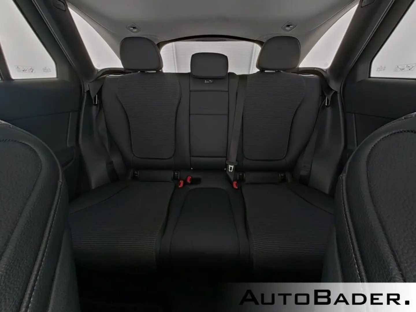 GLC 300 e 4M Advanced  PSD AHK LED RFK TotW Memo