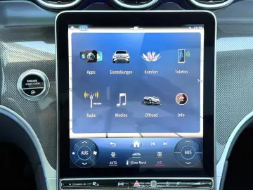 GLC 300 d AMG PANORAMA 4-MATIC NAVI MBUX 1.HAND