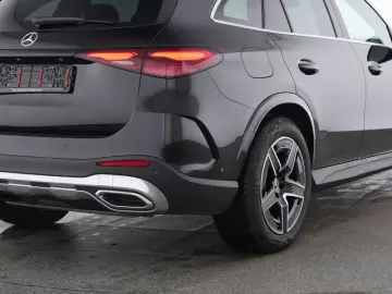 GLC 300 4M AMG-Sport LED 360 Pano AHK Totw Distr