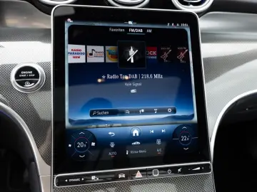 GLC 300 e 4M AMG-Sport LED Cam Pano Sound 20'