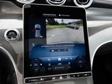 GLC 300 e 4M AMG-Sport LED Cam Pano Sound 20'