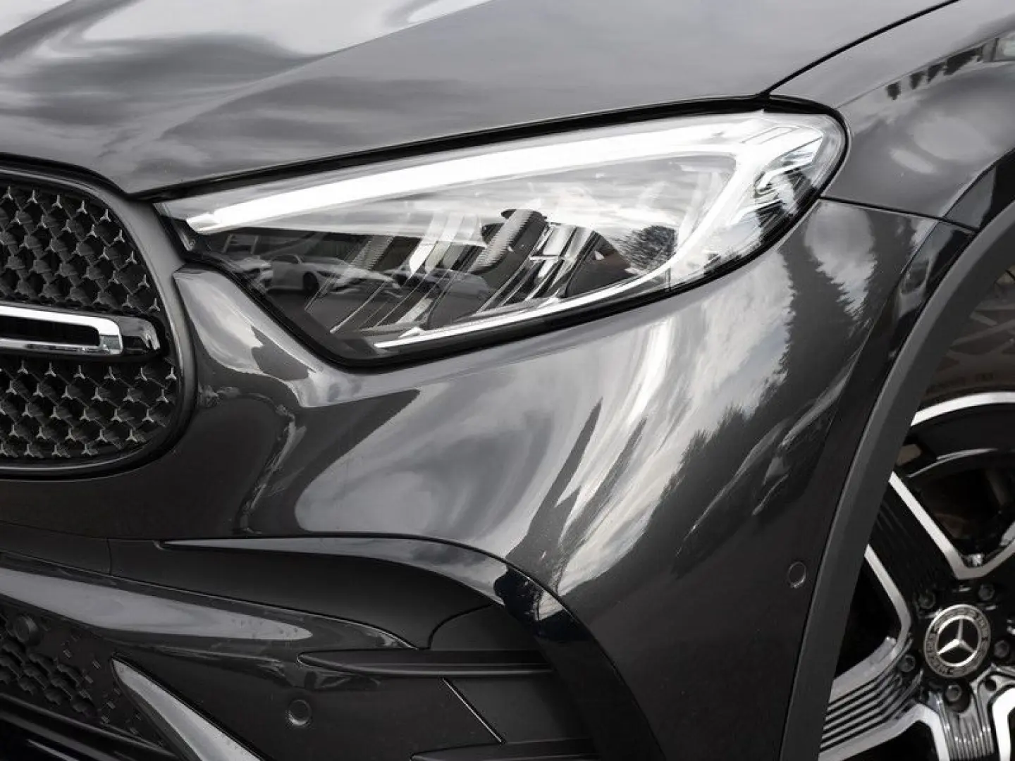 GLC 300 e 4M AMG-Sport LED Cam Pano Sound 20'