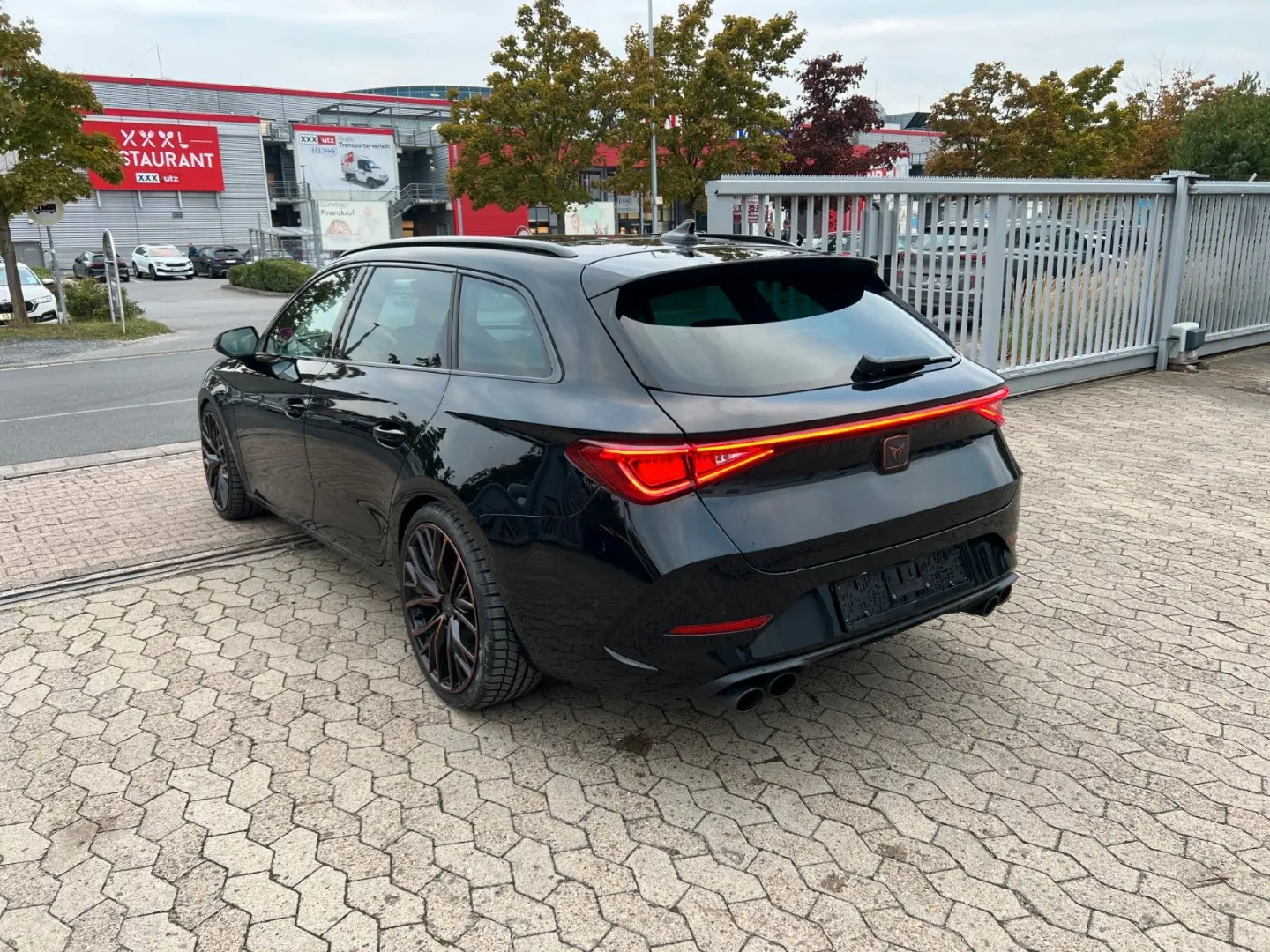 Leon VZ 4Drive