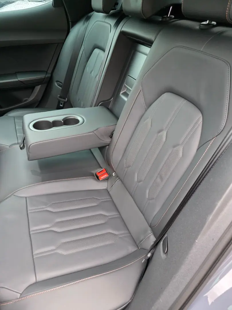 Formentor 2.0TDI 4Drive DSG LED Navi Shz YouTube