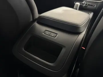 XC60 T6 Plus Dark Recharge AWD