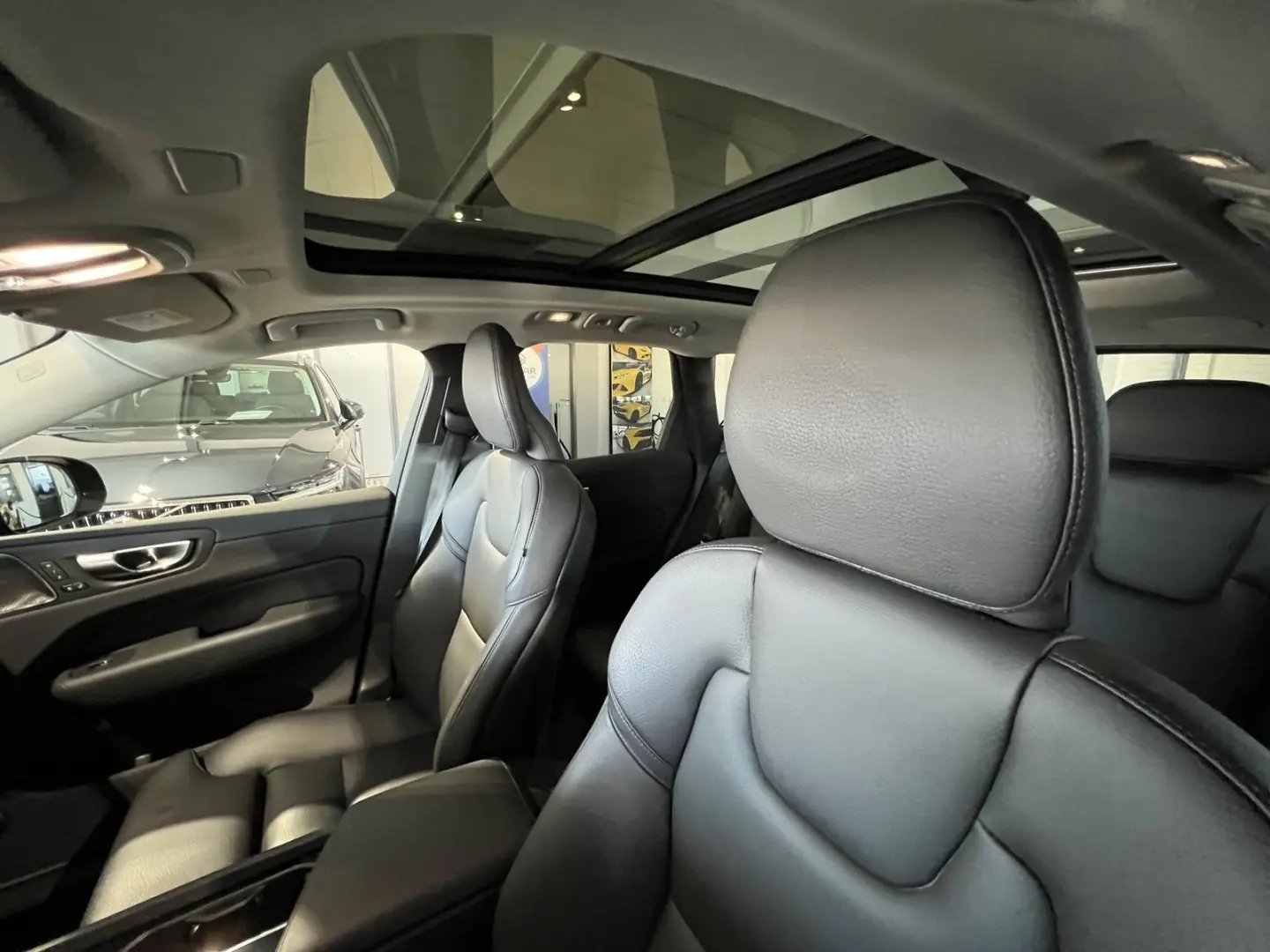 XC60 T6 Plus Dark Recharge AWD