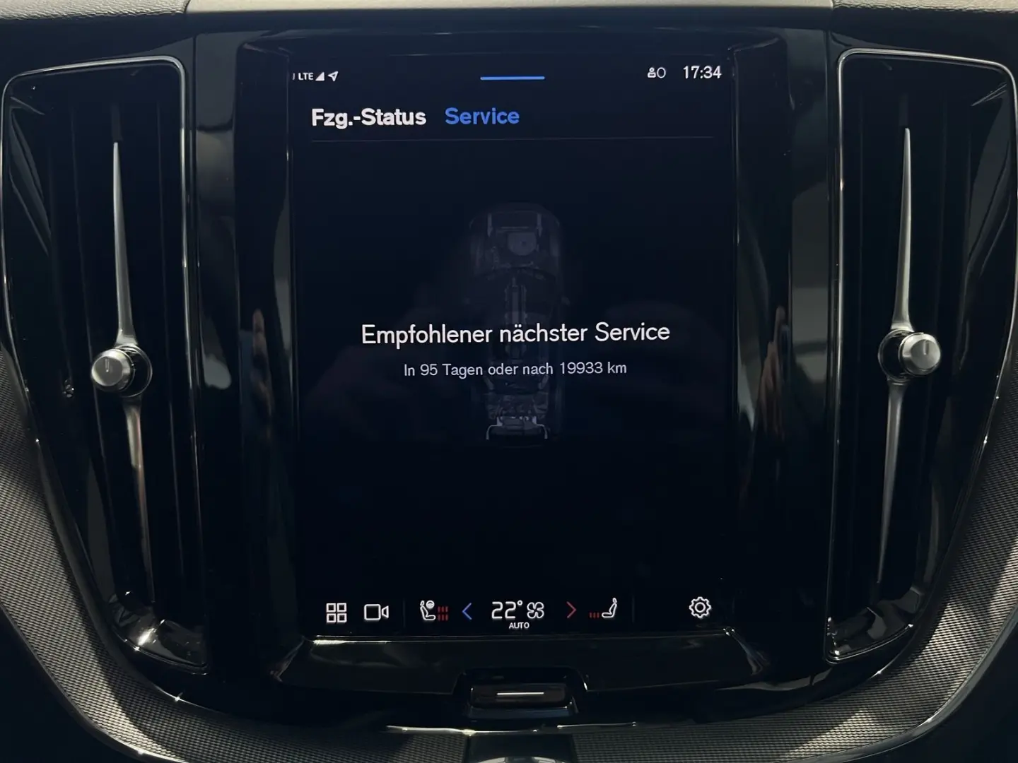 XC60 T6 Plus Dark Recharge AWD