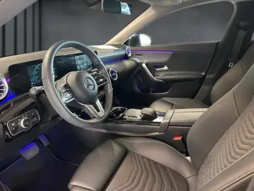 CLA 200 Coupé 4M