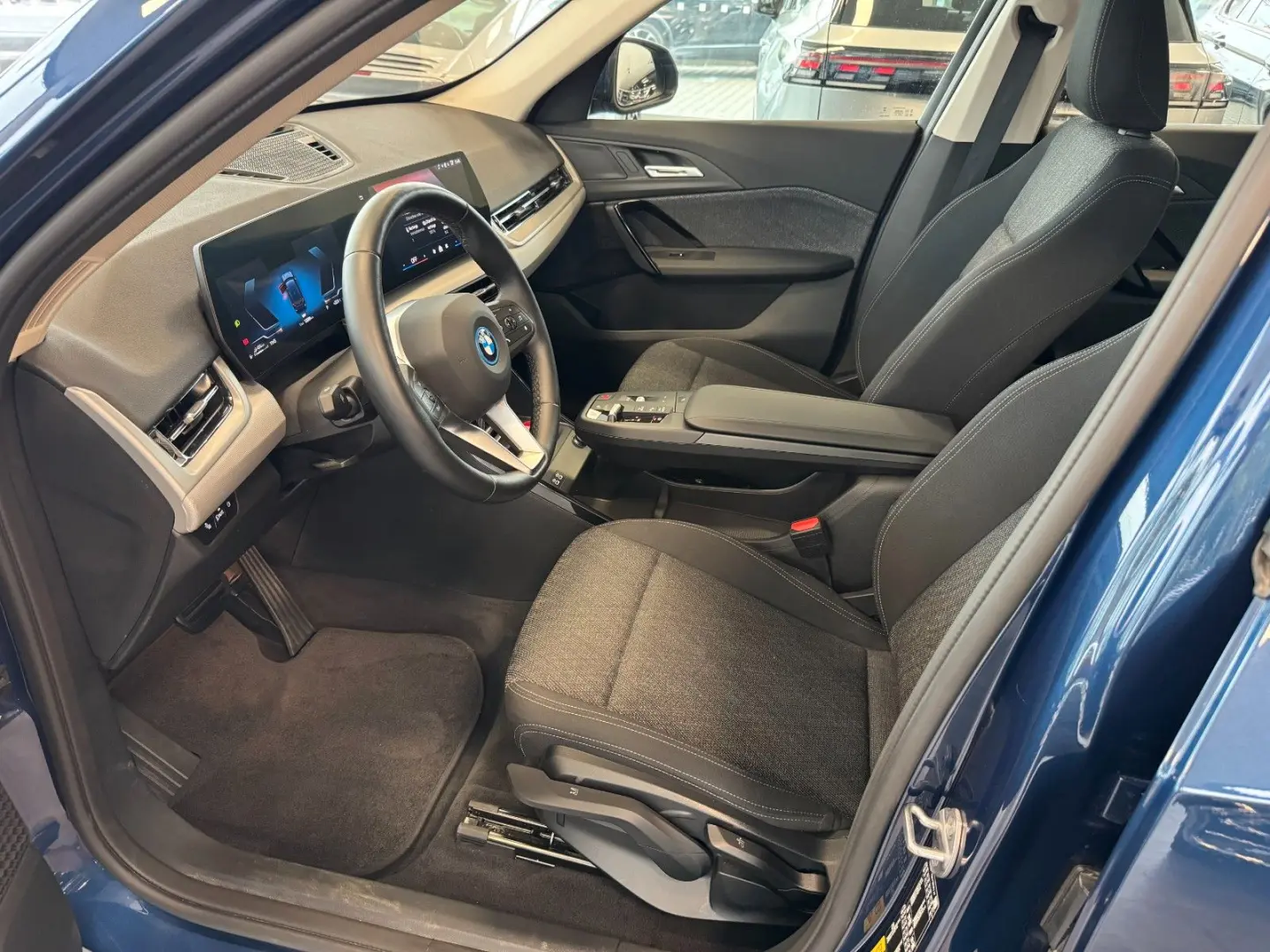 X1 xDrive25e