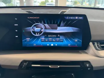 X1 xDrive25e