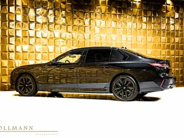 BMW 740d xDrive + M SPORT PACKAGE PRO + TV + B&W
