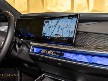 BMW 740d xDrive + M SPORT PACKAGE PRO + TV + B&W