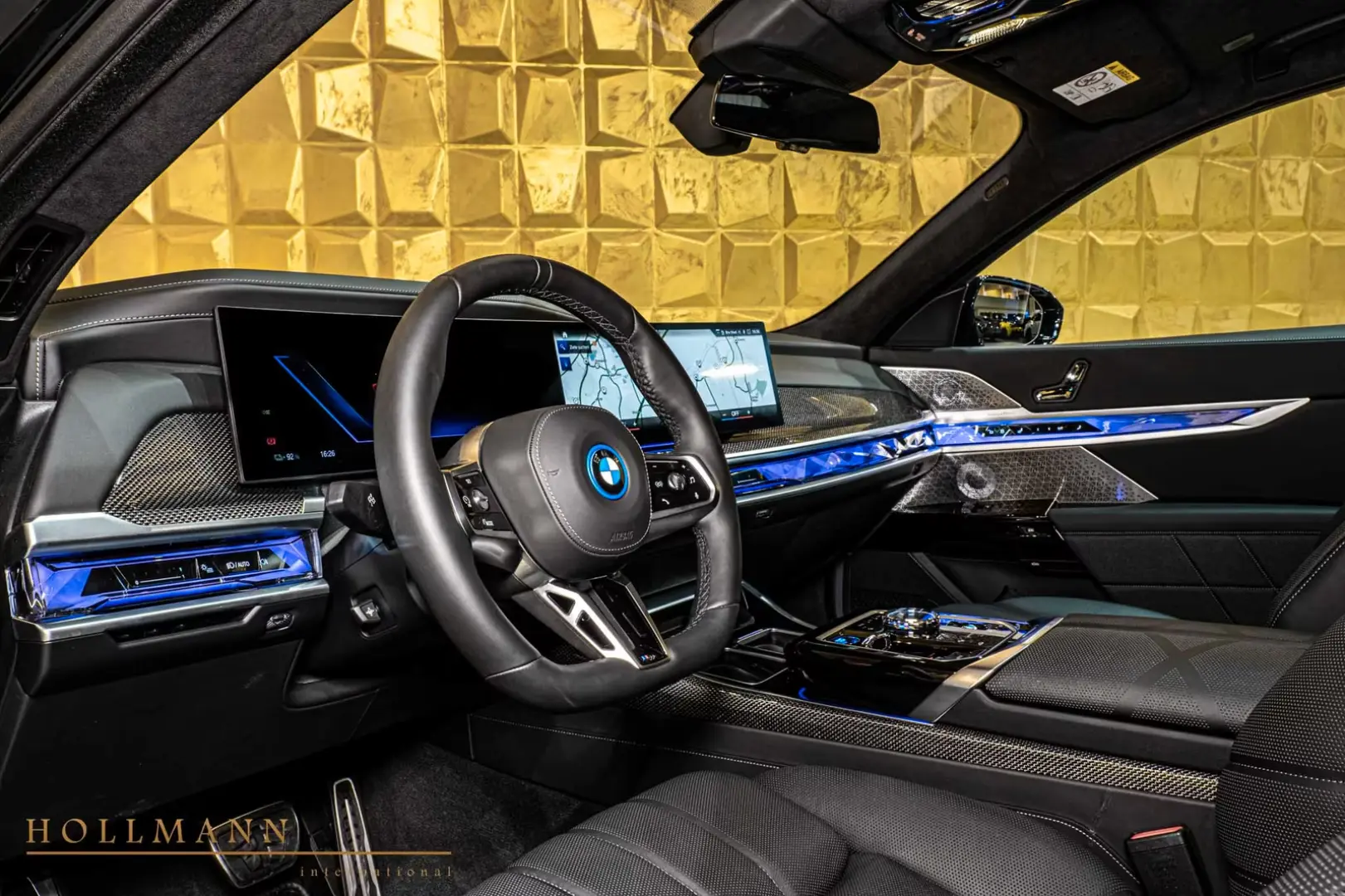 BMW 740d xDrive + M SPORT PACKAGE PRO + TV + B&W