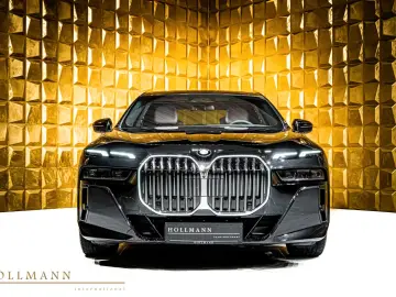 BMW 740d xDrive + M SPORT PACKAGE PRO + TV + B&W
