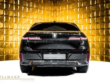BMW 740d xDrive + M SPORT PACKAGE PRO + TV + B&W