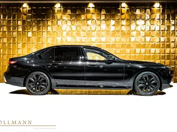BMW 740d xDrive + M SPORT PACKAGE PRO + TV + B&W