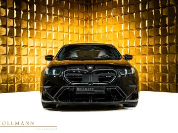 BMW M5 + Bowers & Wilkins + Carbon Ceramic Brake