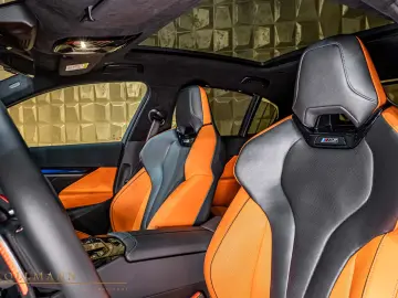 BMW M5 + Bowers & Wilkins + Carbon Ceramic Brake