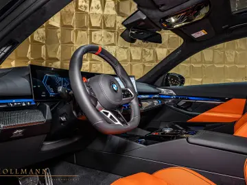 BMW M5 + Bowers & Wilkins + Carbon Ceramic Brake