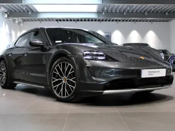 Porsche Taycan 4 Cross Turismo