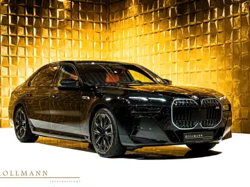 BMW M760e xDrive  SKY LOUNGE M SPORT BRAKE SYSTEM