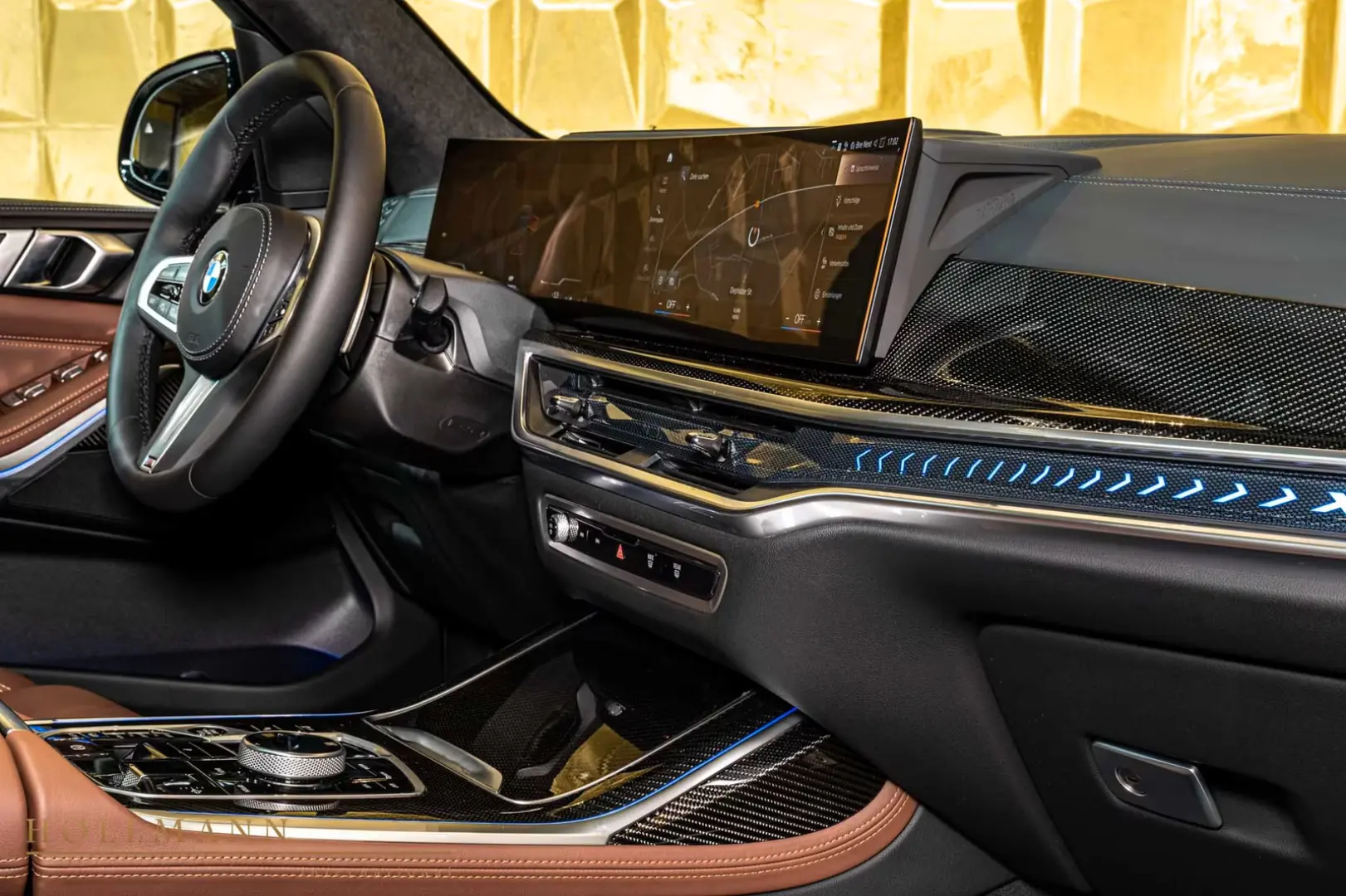 BMW X7 xDrive 40d +MSPORT PRO + SKY LOUNGE + HARMAN