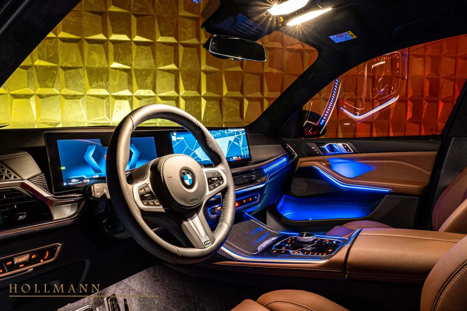 BMW X7 xDrive 40d +MSPORT PRO + SKY LOUNGE + HARMAN