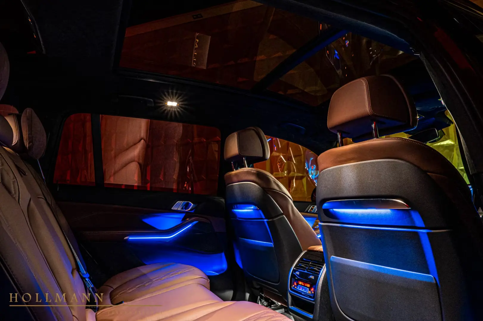 BMW X7 xDrive 40d +MSPORT PRO + SKY LOUNGE + HARMAN
