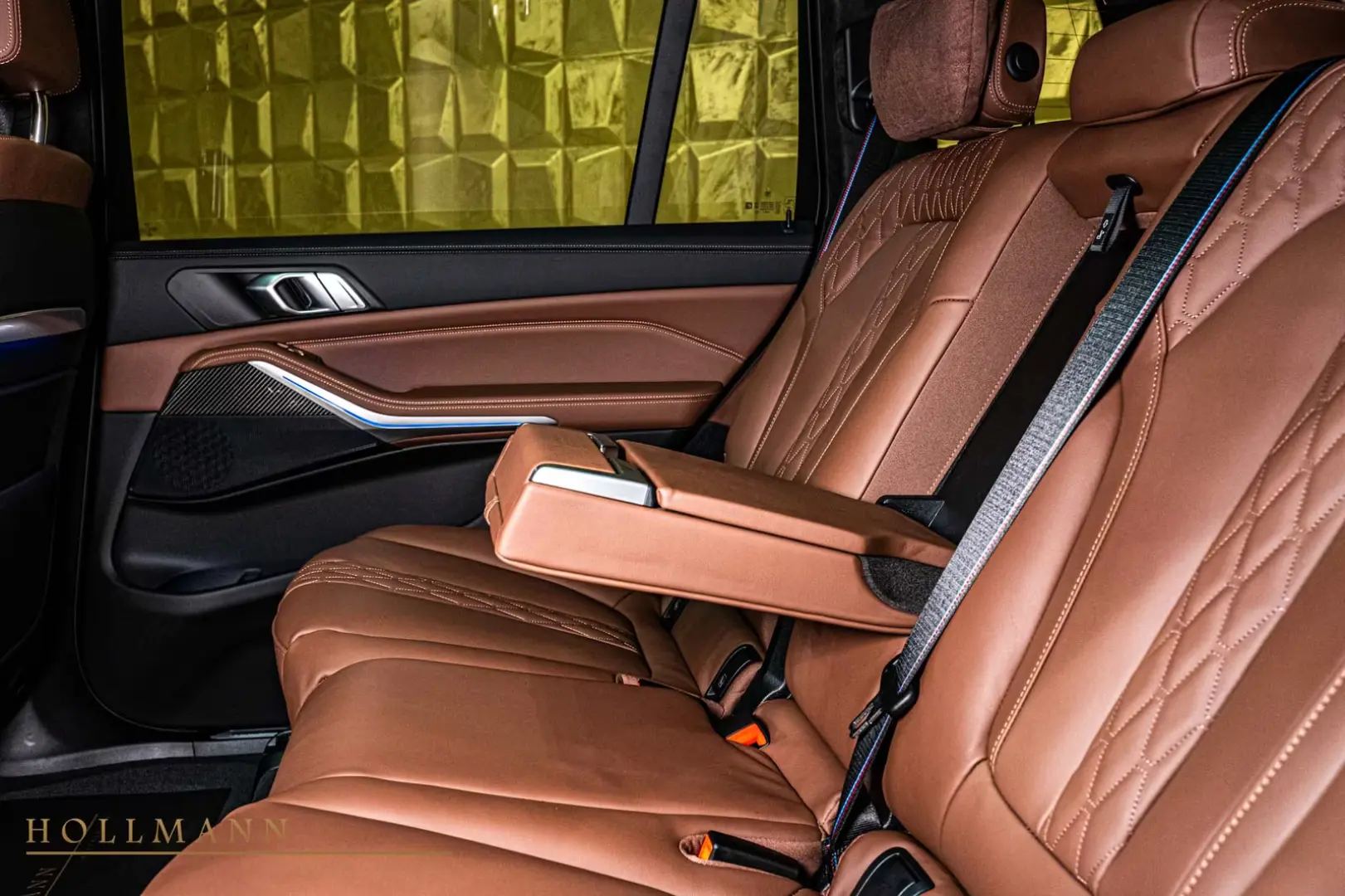BMW X7 xDrive 40d +MSPORT PRO + SKY LOUNGE + HARMAN