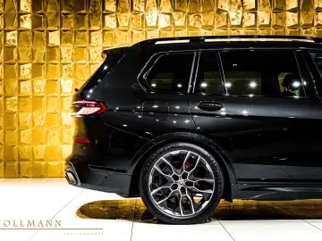 BMW X7 xDrive 40d +MSPORT PRO + SKY LOUNGE + HARMAN