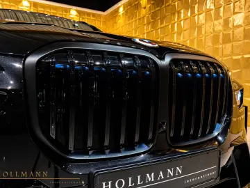 BMW X7 xDrive 40d +MSPORT PRO + SKY LOUNGE + HARMAN