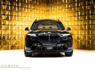 BMW X7 xDrive 40d +MSPORT PRO + SKY LOUNGE + HARMAN