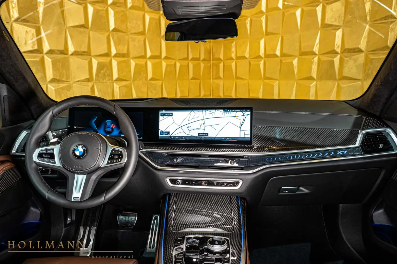 BMW X7 xDrive 40d +MSPORT PRO + SKY LOUNGE + HARMAN