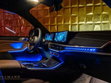 BMW X7 xDrive 40d +MSPORT PRO + SKY LOUNGE + HARMAN