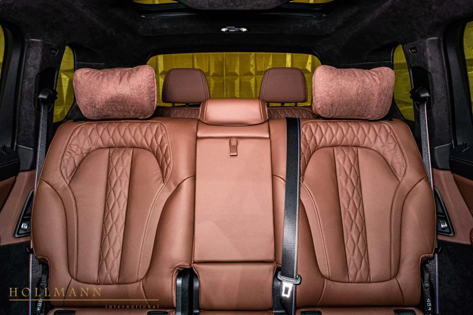 BMW X7 xDrive 40d +MSPORT PRO + SKY LOUNGE + HARMAN