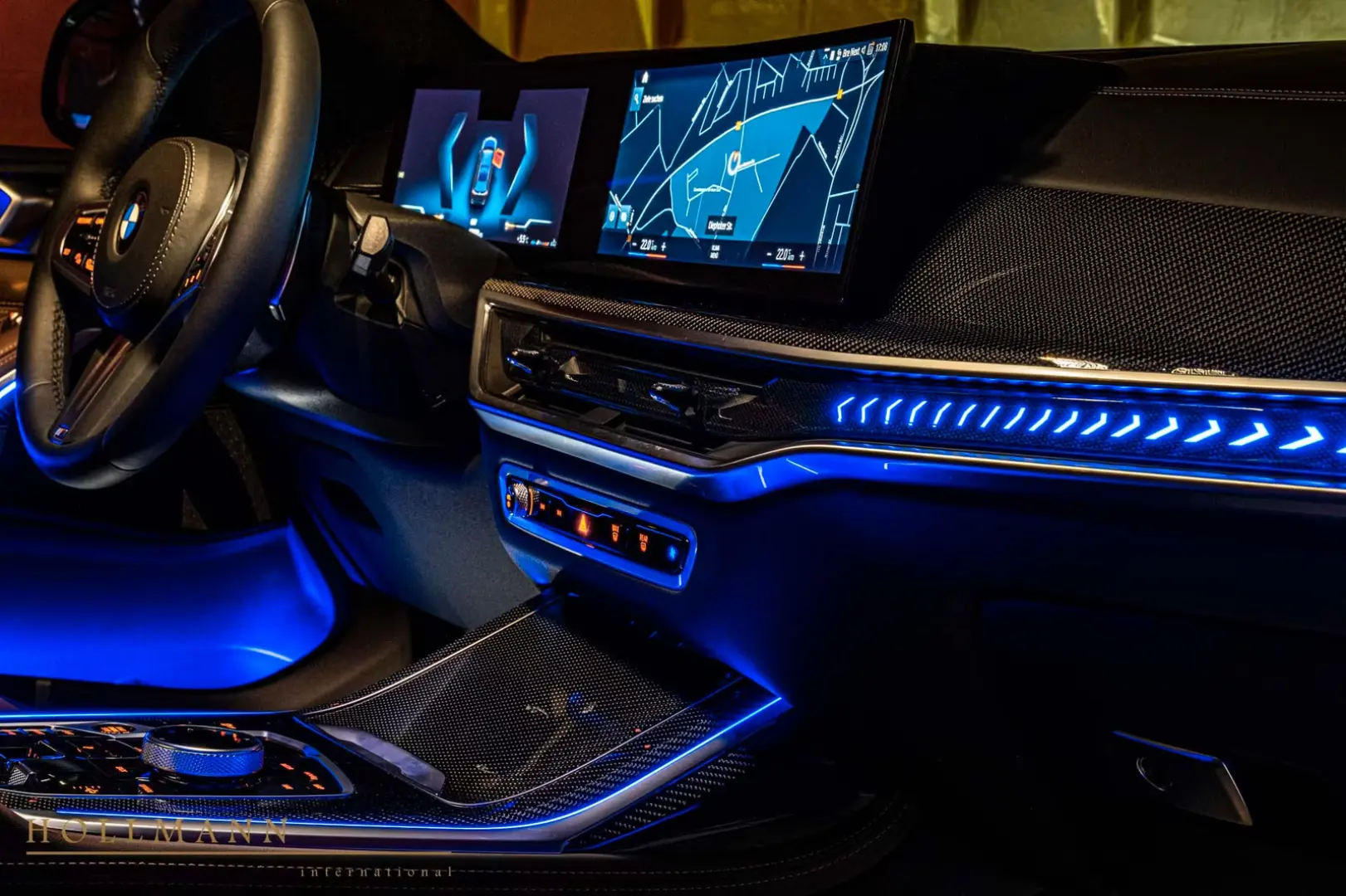 BMW X7 xDrive 40d +MSPORT PRO + SKY LOUNGE + HARMAN