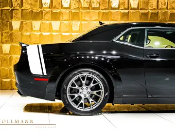 Dodge SRT Hellcat Redeye Black Ghost + 1 of 300 +