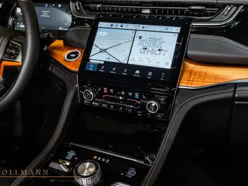 Jeep Grand Cherokee PHEV SUMMIT +HUD +LED +McIntos +