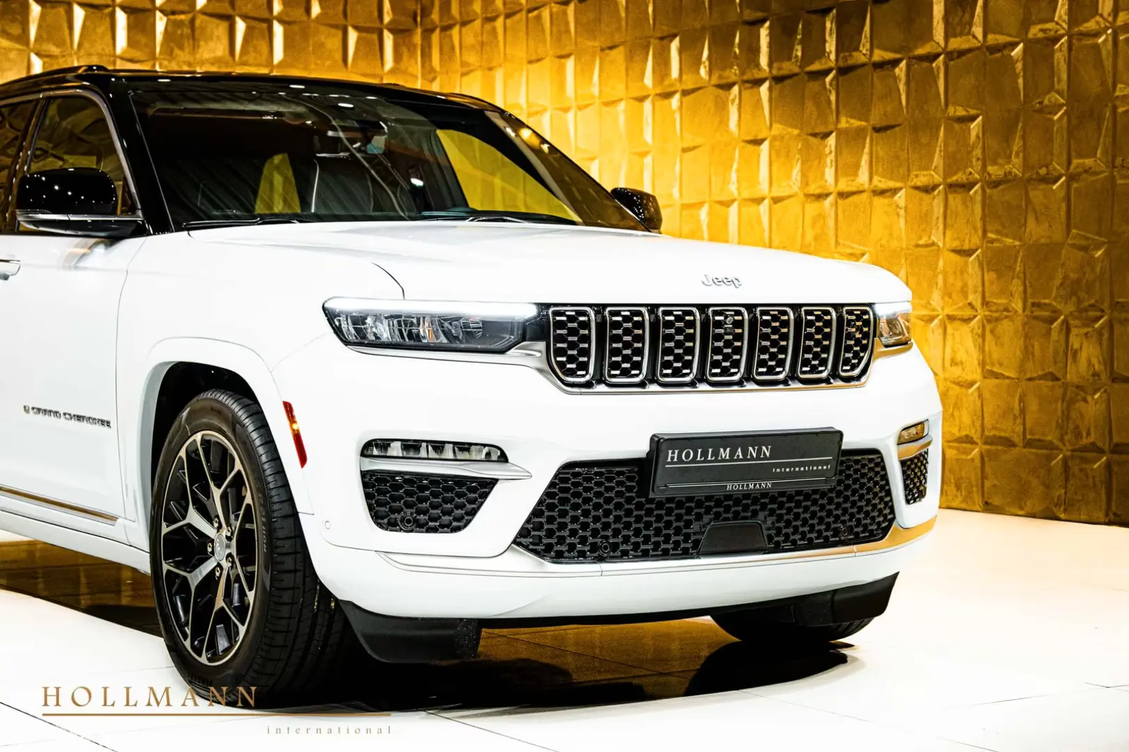 Jeep Grand Cherokee PHEV SUMMIT +HUD +LED +McIntos +