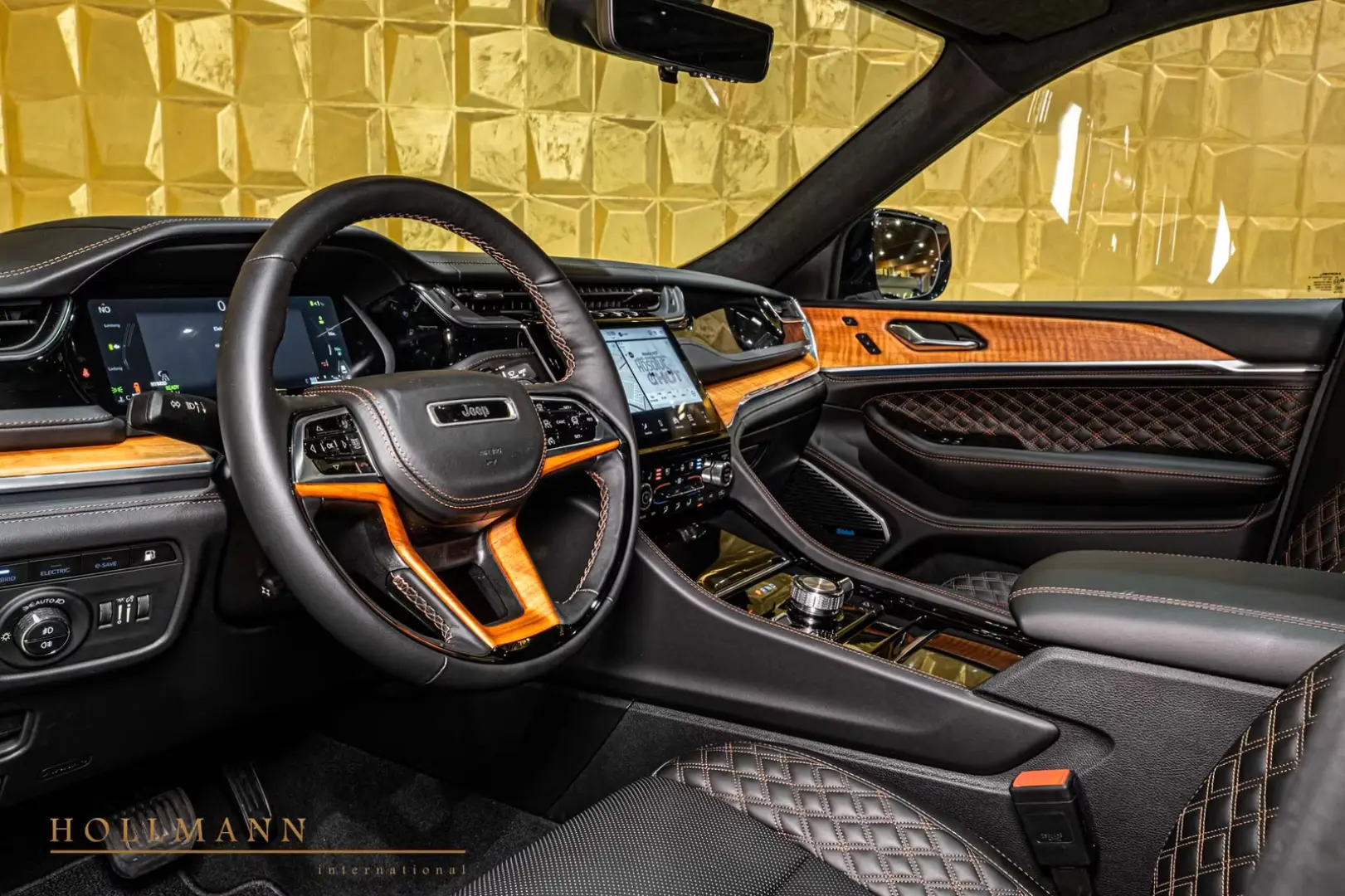 Jeep Grand Cherokee PHEV SUMMIT +HUD +LED +McIntos +