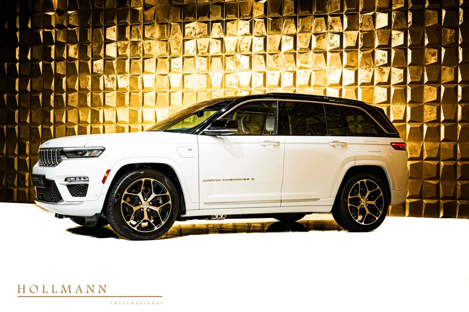 Jeep Grand Cherokee PHEV SUMMIT +HUD +LED +McIntos +
