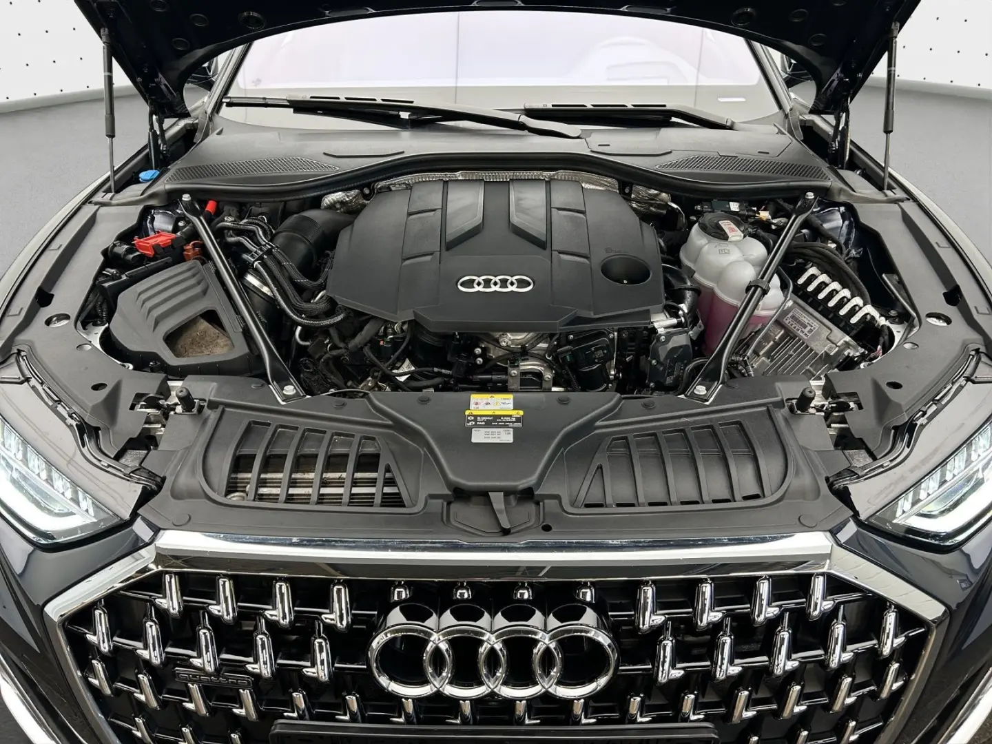 A8 50 TDI quattro*Navi*Matrix*HUD*B&O*PDC*Pano*V