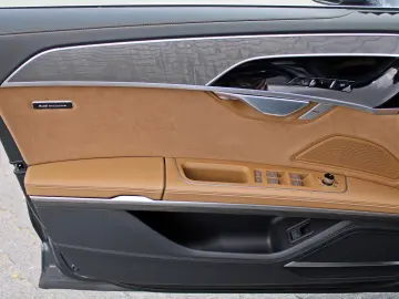 A8 55TFSI q.HUD PANO VOLLLEDER STHZG MATRIX 360°