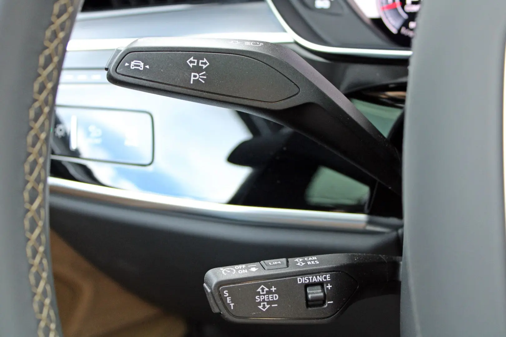 A8 55TFSI q.HUD PANO VOLLLEDER STHZG MATRIX 360°