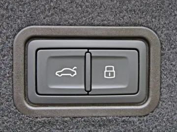 A8 55TFSI q.HUD PANO VOLLLEDER STHZG MATRIX 360°