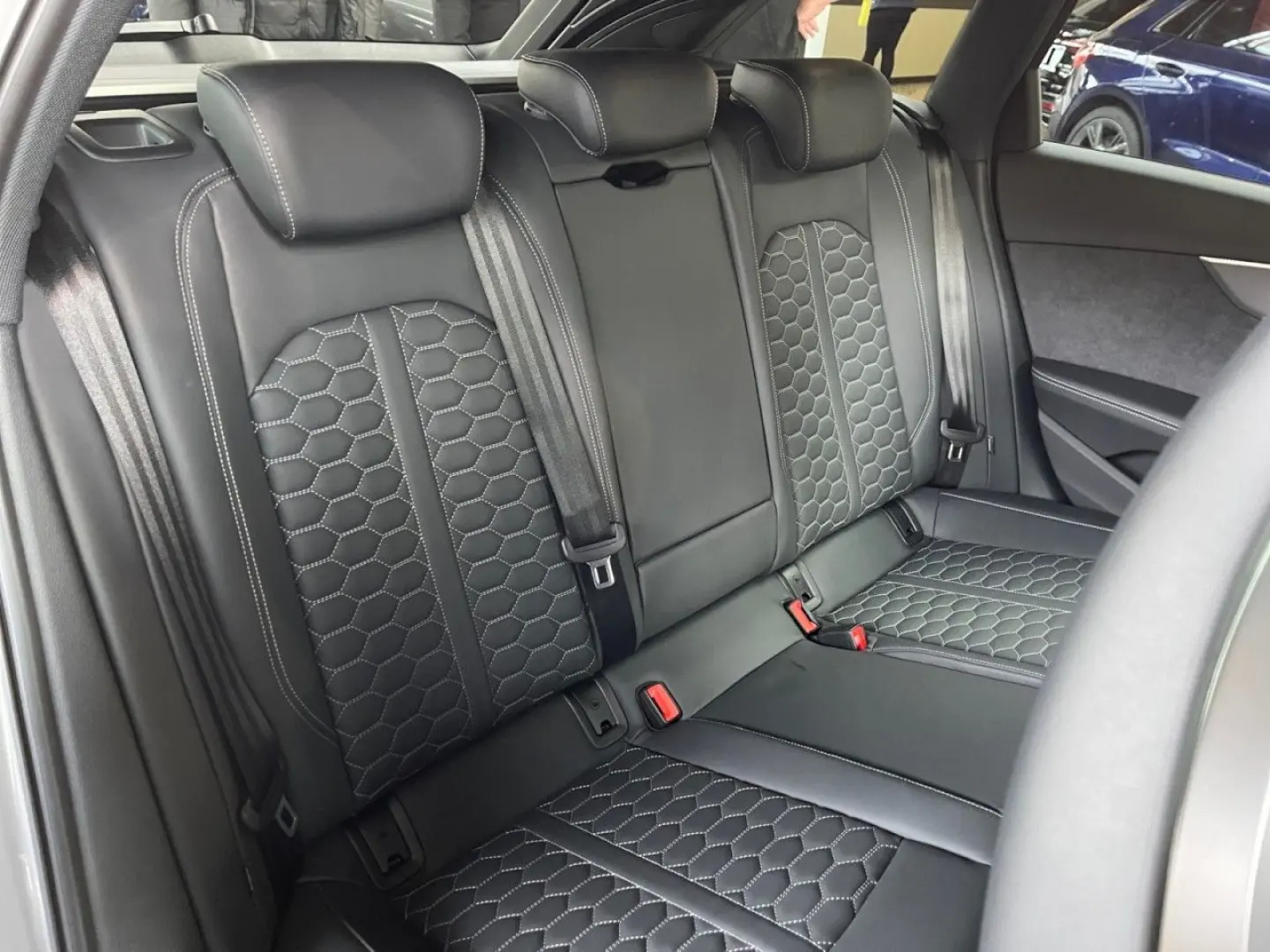 RS 4 Avant 2.9 TFSI tiptronic 360 HuD Massage